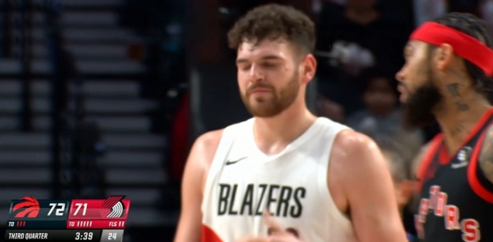 官方网站-👀第三节末段 斯普利特换下克林根 但没上杨瀚森 上了小阵容