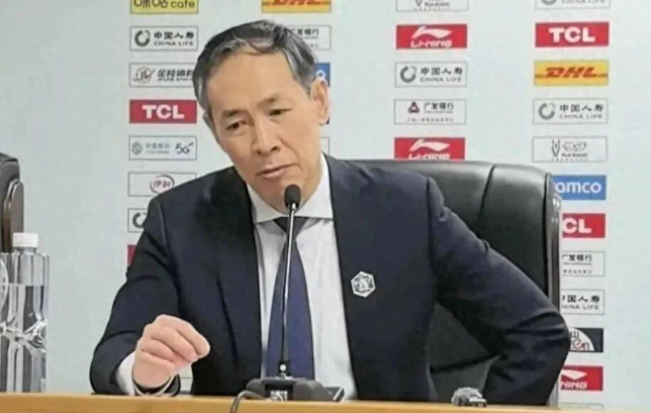 乐鱼官网-惜败广东后，许利民赛后直言惜败是好事，麦基轮换真相曝光